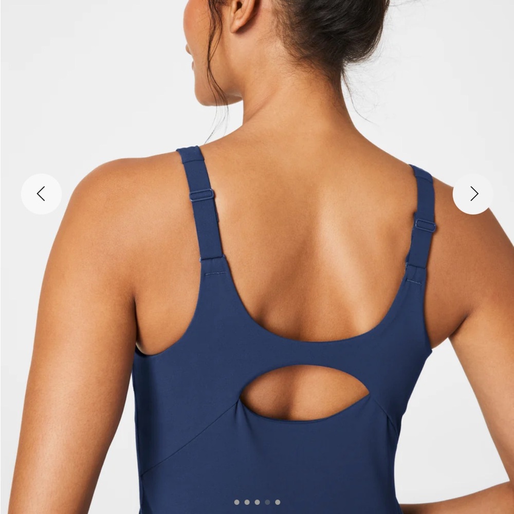 NWT Spanx Get Moving Shelf Tank - Deep Azure - Size Medium - Picture 8 of 10
